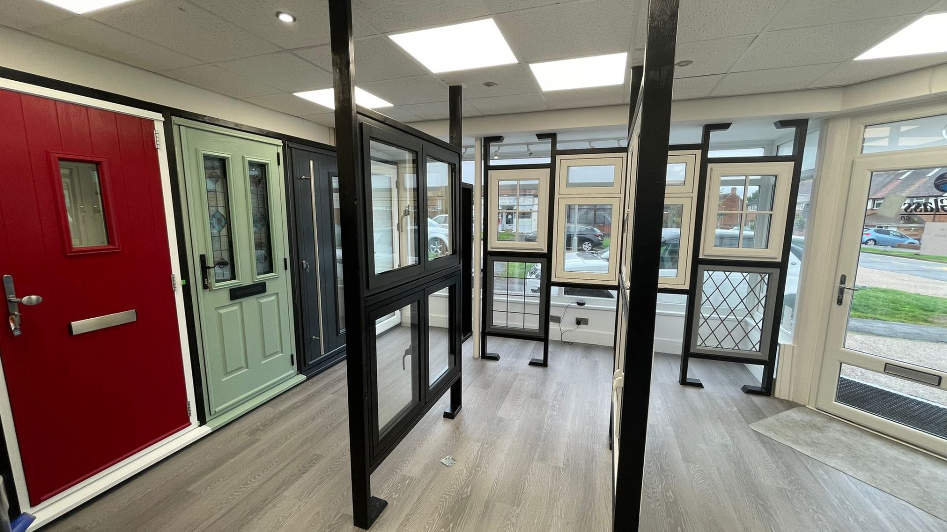 Как выбрать входную дверь для квартиры в 2024 году